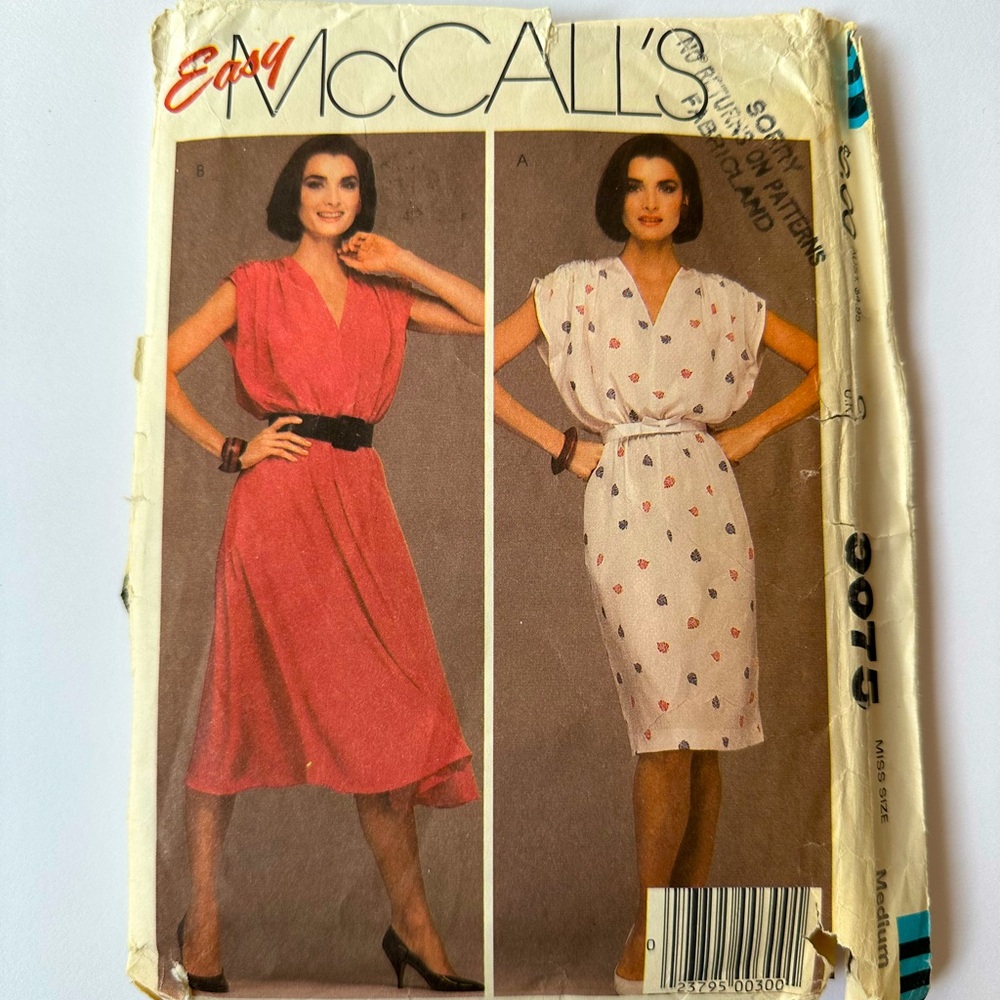 Easy McCall’s 9075 dress sewing pattern